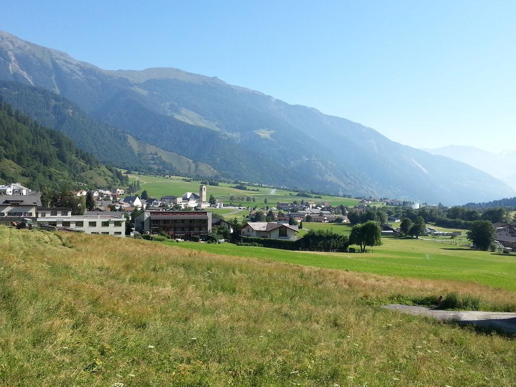 Hotel Chavalatsch Müstair Extérieur photo